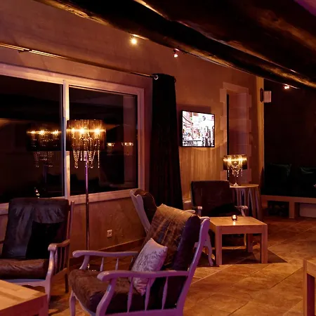 L' Estelle En Camargue Hotel