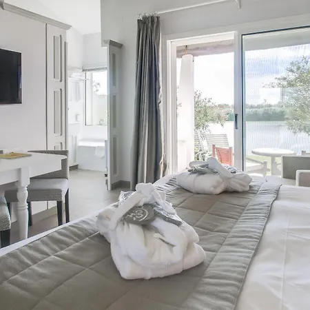 L' Estelle En Camargue Hotel