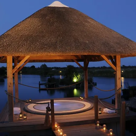 L' Estelle En Camargue 5*