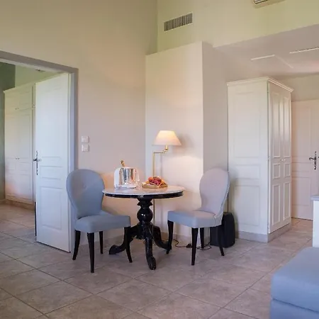 L' Estelle En Camargue Hotel 5*